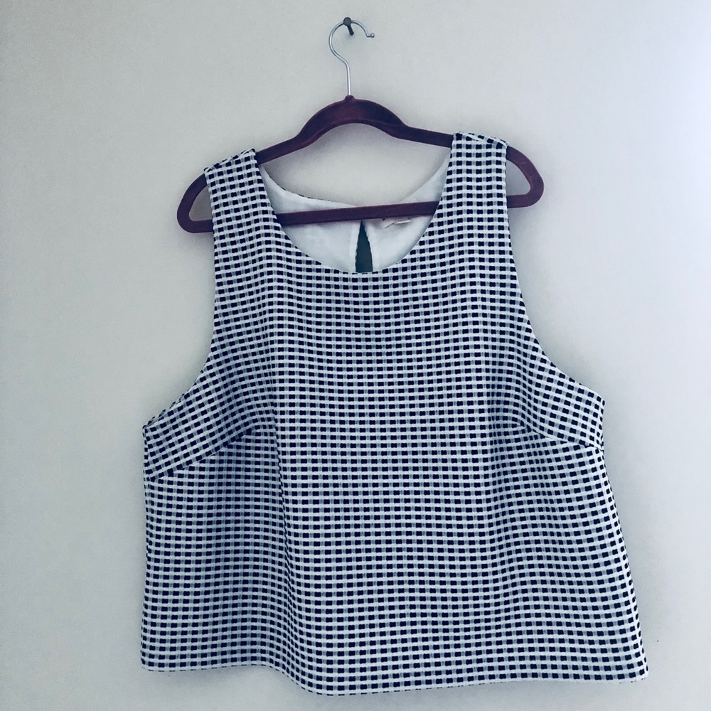 Women’s Checkered Crop Top